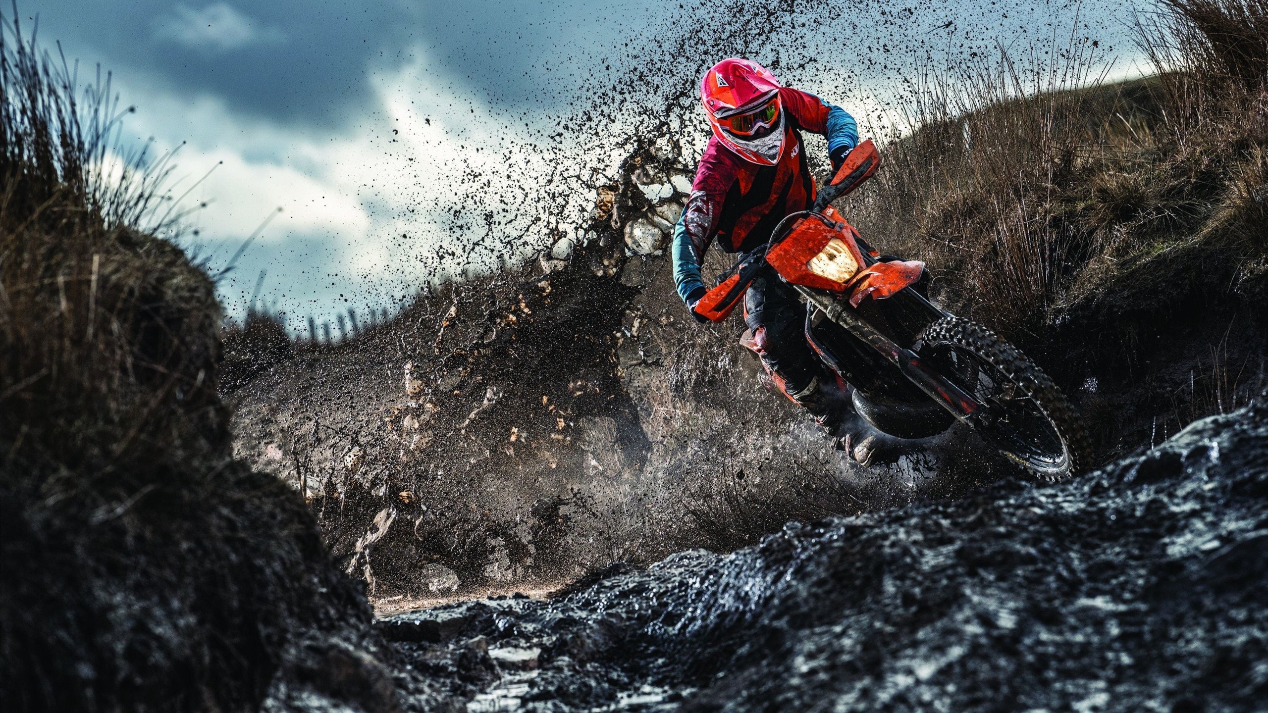 城市地标垂直马拉松世界巡回赛迪拜站 选手以9分45秒登顶160层